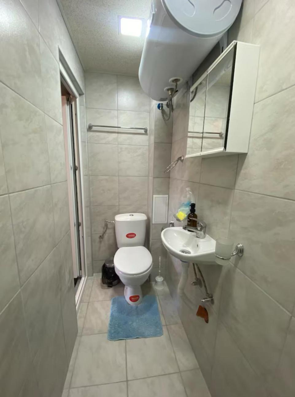 Apartment Dream House1 *